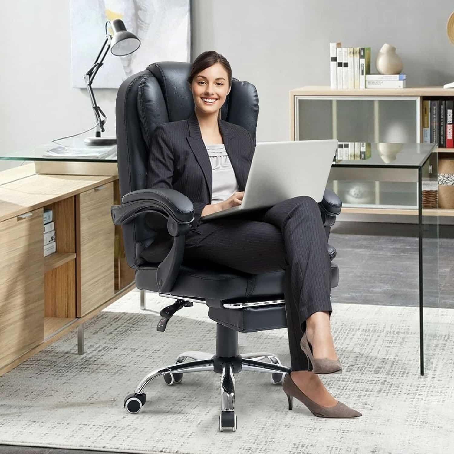 Vibration Massage Office Chair, Reclining Office Chair with Footrest, Home Desk Chair with Armrest, Adjustable Height/Tilt, 280lb Capacity, Black