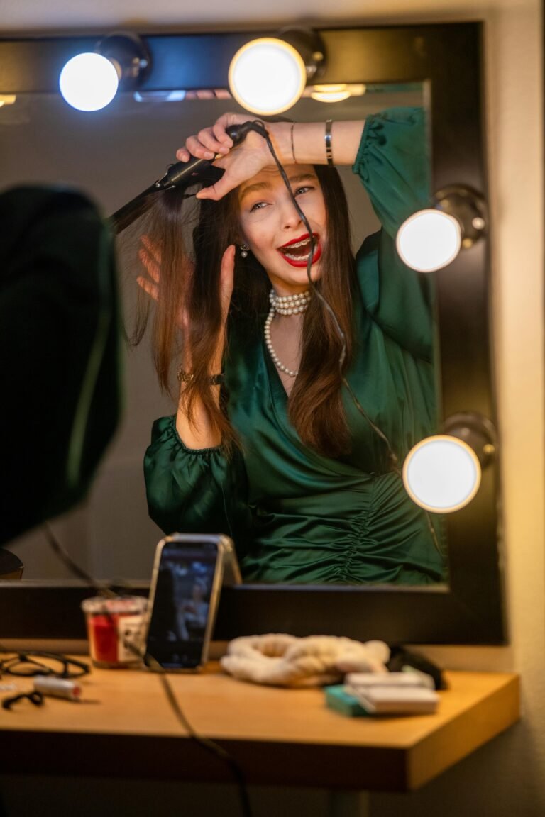 F2C PU Leather Round Salon Stool Review