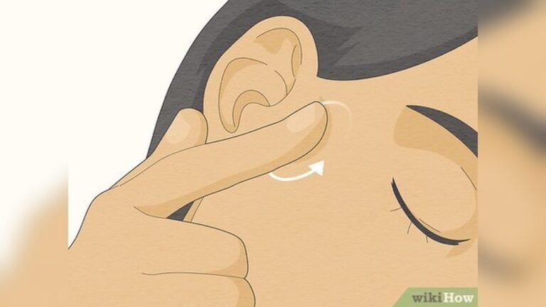 How to Massage Ear Wax Out